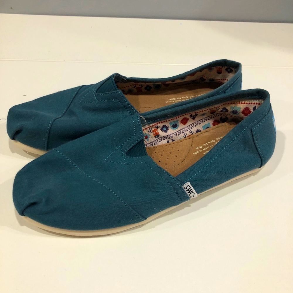 Green Alpargata Canvas Toms